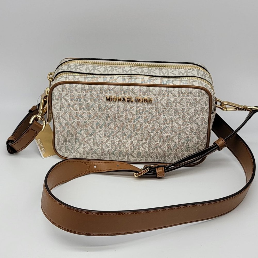 Michael Kors Connie Small Camera Bag Vanilla Acorn